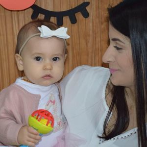 Meet your Posher, Lara